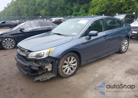 2015 Subaru Legacy 2.5I Premium из США, поврежденный, VIN 4S3BNAC65F3059505